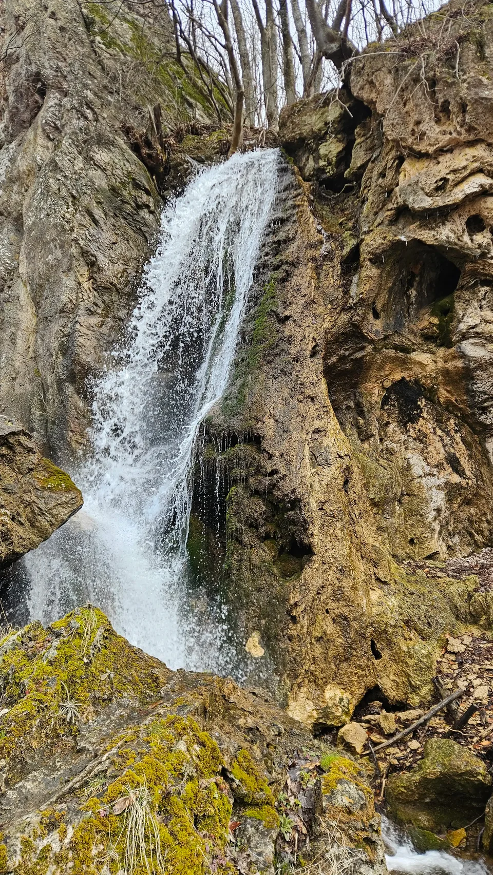 Futula waterfall