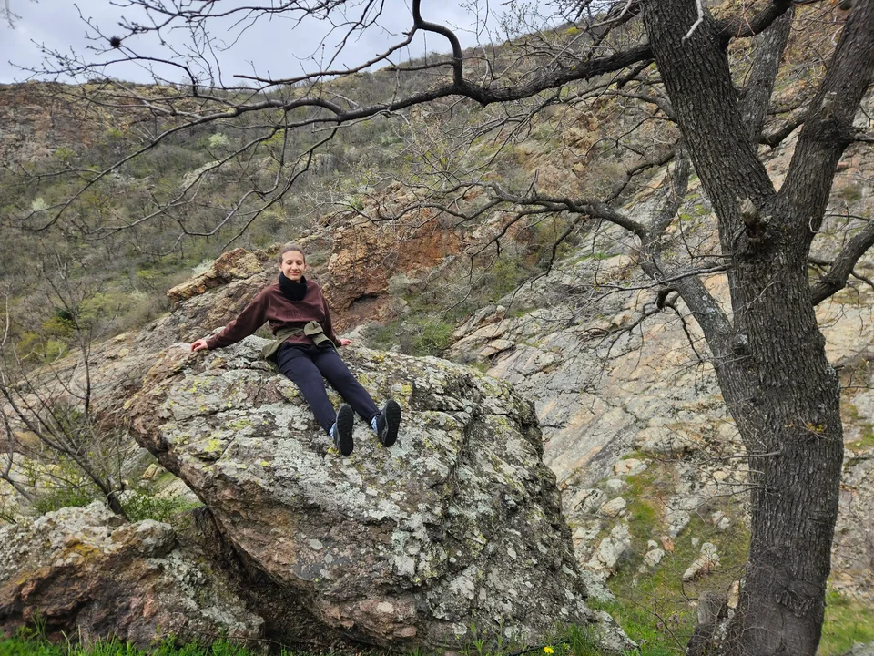 Sister on rock